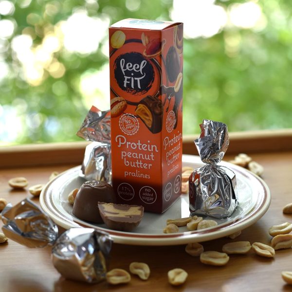 Feel FIT Protein Erdnussbutter-Pralinen in hochwertiger Milchschokolade, ohne Zuckerzusatz, 17% Eiweiß, glutenfrei 33 g (1 Packung) 2